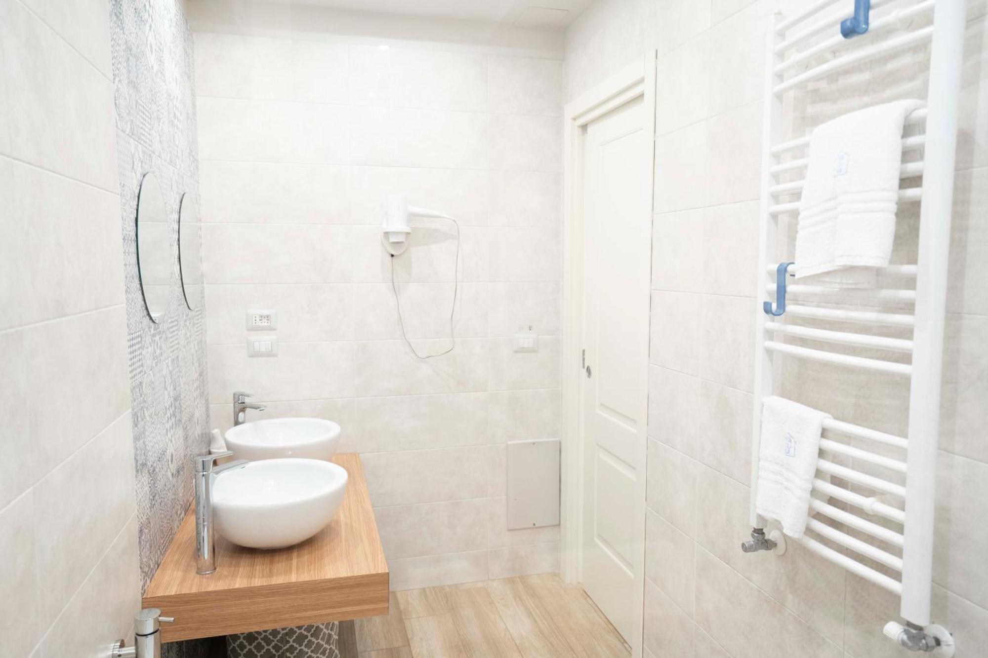 Vacuna Pleasant Rooms Napoli Dış mekan fotoğraf